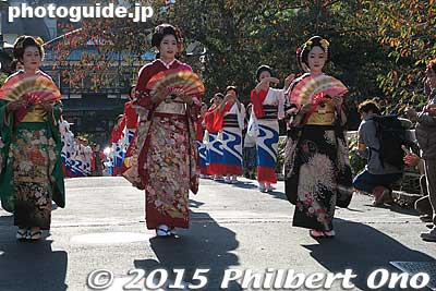 Keywords: kanagawa hakone-machi yumoto daimyo gyoretsu feudal lord procession samurai matsuri geisha kimono