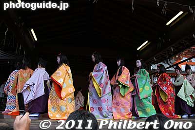 Keywords: kyoto yasaka jinja shrine karuta card game matsuri festival new year's kimono girls 
