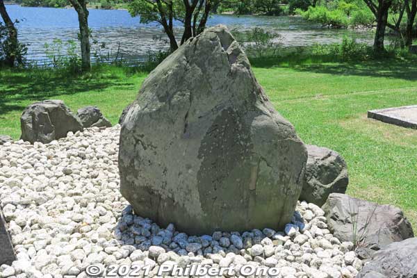 Stone monument at Lake Yogo swan maiden monument.
Keywords: shiga nagahama lake yogo