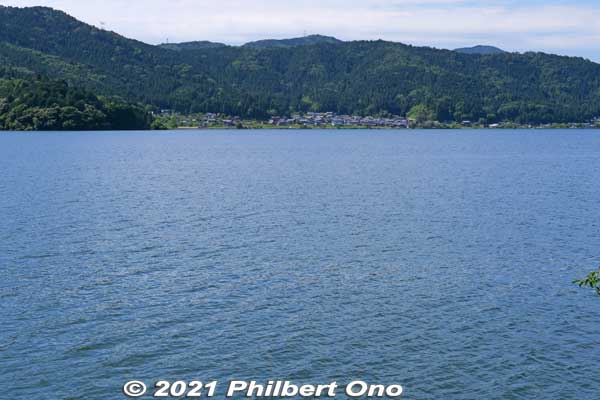 View from the western shore of Lake Yogo.
Keywords: shiga nagahama lake yogo