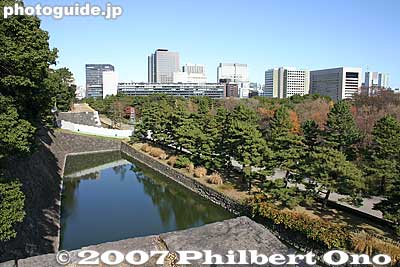 Moat
Keywords: tokyo chiyoda-ku imperial palace kokyo moat