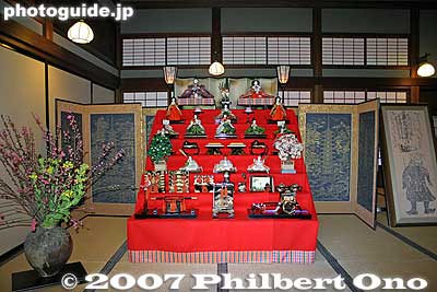 Hina dolls in guest house room 大客殿
Keywords: tokyo katsushika-ku ward shibamata taishakuten temple hina dolls hinamatsuri
