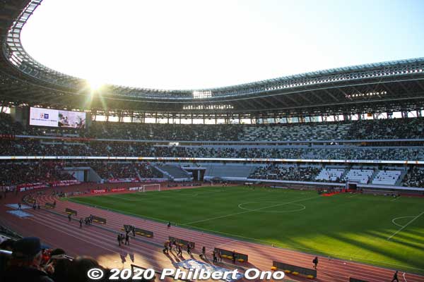 Lots of afternoon sun on this part of the Back Stand.
Keywords: tokyo shinjuku olympic national stadium soccer football