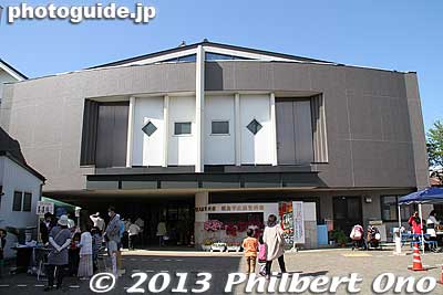 Hashima Folk History Museum and Movie Museum. 羽島市歴史民俗資料館・映画資料館
Keywords: gifu hashima museum