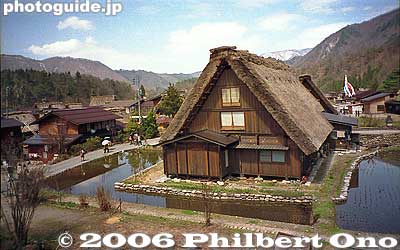 Shirakawa-go 白川郷
Keywords: gifu shirakawa-mura village shirakawa-go gassho-zukuri thatched roof minka japanhouse