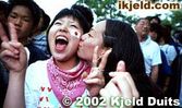 wc021-102061_victory_kiss.jpg