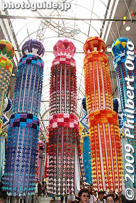 The Chuo-dori arcade is about 750 meters long. Although this arcade is a straight and continuous road, it is actually consists of three seamless arcades named Hapina Nakakecho (ハピナ名掛丁), Clis Road, and Marble Road Omachi.
Keywords: miyagi sendai tanabata matsuri festival tohoku star bamboo decorations 