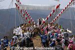 083-ONBASHIRA303.jpg