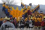 Filename=091-ONBASHIRA338.jpg
Filesize=28KiB
Dimensions=400x266
Date added=Apr 29, 2007 091-ONBASHIRA338.jpg