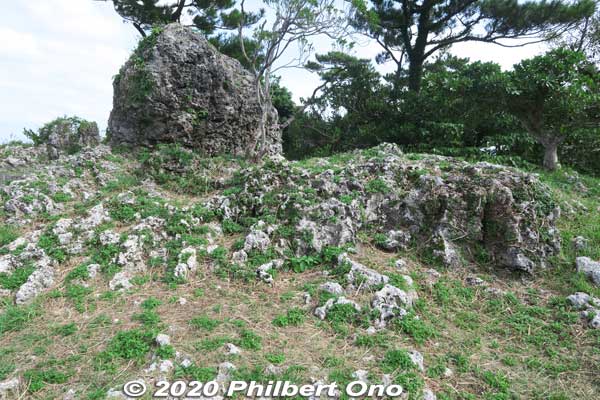 There is still much evidence that this was a coral outcrop.
Keywords: okinawa urasoe castle hacksaw ridge