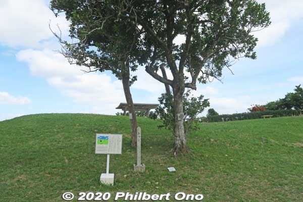 Location of the "tun" place of prayer rituals at Urasoe Castle conducted by a noro priestess and villagers from Nakama and Maeda.
Keywords: okinawa urasoe castle hacksaw ridge