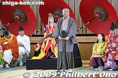 Mayor of Koka gives a speech. (Tsuchiyama is in the city of Koka.)
Keywords: shiga koka tsuchiyama saio princess procession kimono women matsuri festival 
