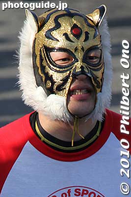 Tiger mask
Keywords: tokyo marathon 2010 costume players cosplayers 